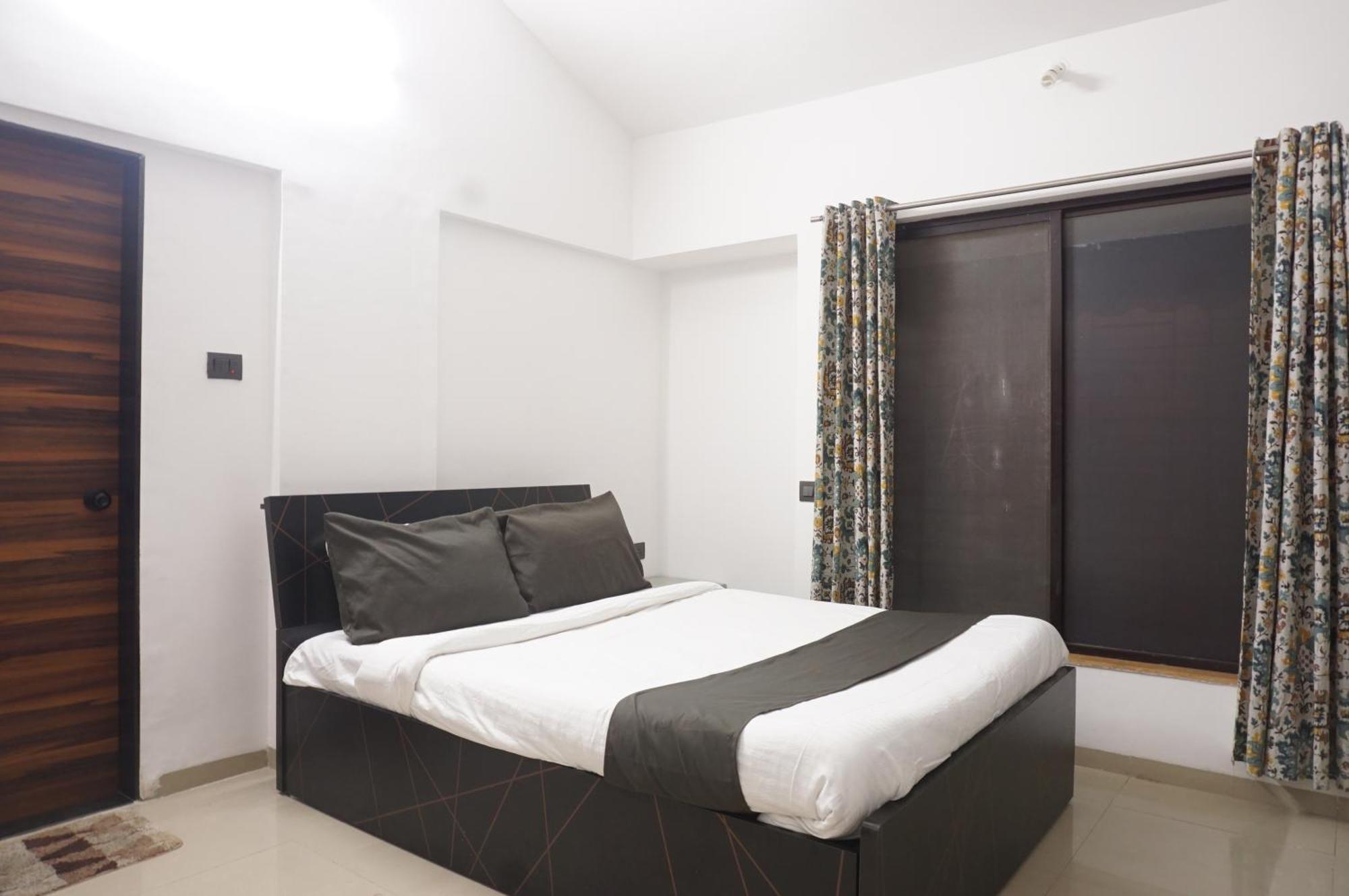 Hotel Lotus